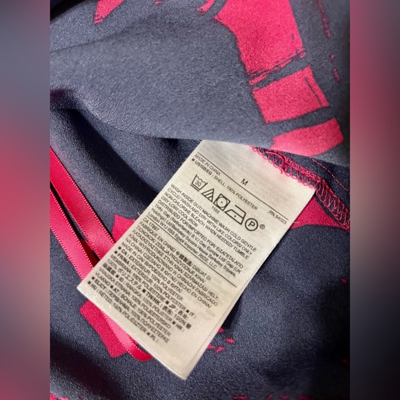 NWOT BANANA REPUBLIC Sleeveless Pattern Top, SZ M - Picture 4 of 4